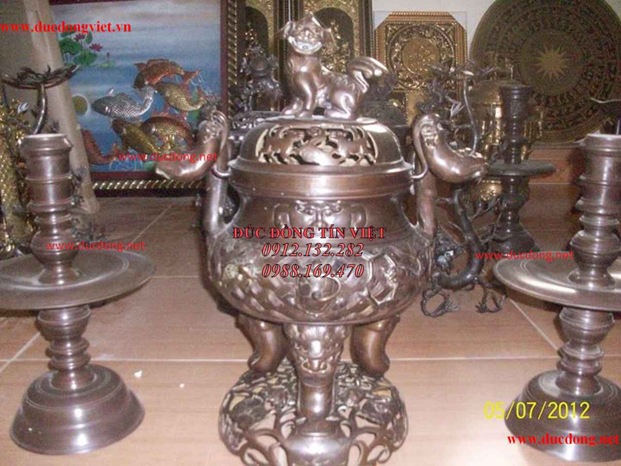 Bộ thờ bằng đồng thủy tộc
