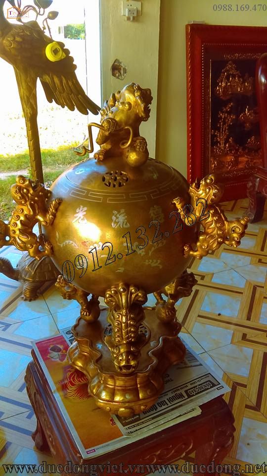 Đỉnh đồng quả bóng 65 đồng vàng khảm tam khí bằng bạc