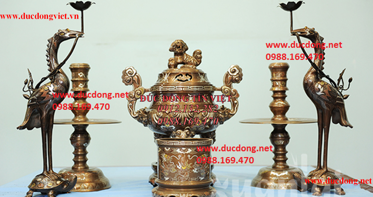 Sản phẩm đồng khảm vàng ngũ sắc