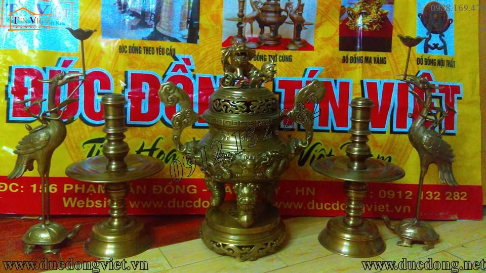 Tổng hợp những mẫu bộ đồ thờ bằng đồng đẹp nhất 2017