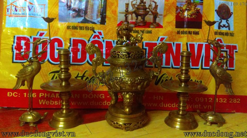 Tổng hợp những mẫu bộ đồ thờ bằng đồng đẹp nhất 2017