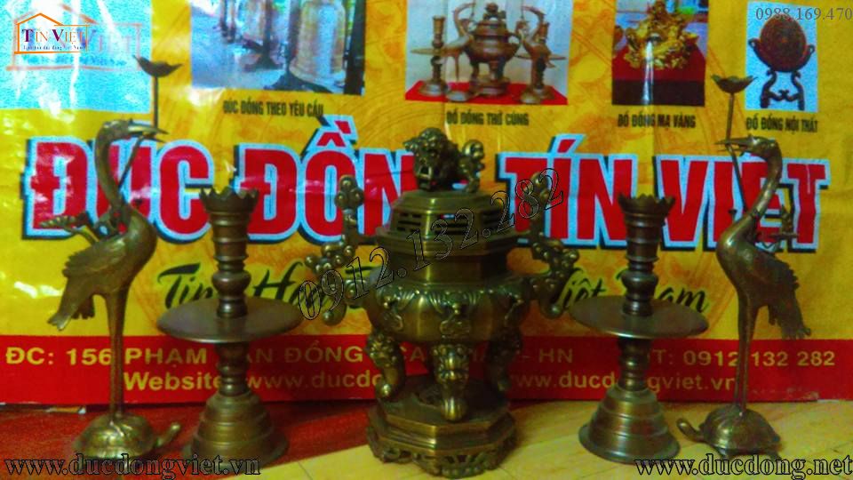 Tổng hợp những mẫu bộ đồ thờ bằng đồng đẹp nhất 2017