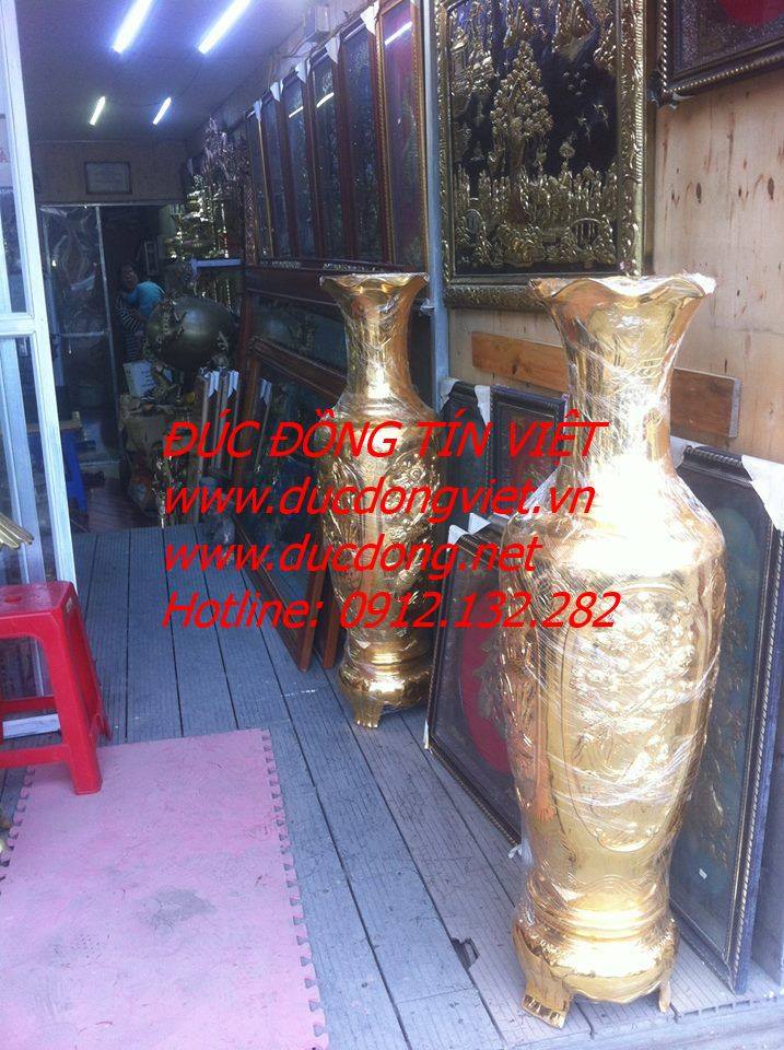 Lộc bình đồng mạ vàng