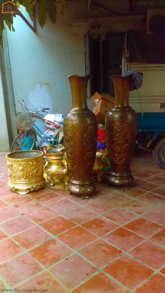 Lộc bình bằng đồng giả cổ cao 1,5m