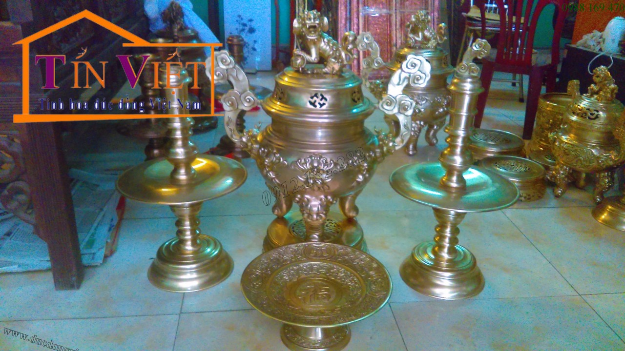 Bộ thờ tam sự dáng đơi đào